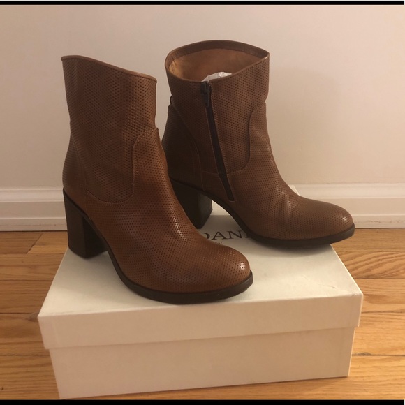 Cordani Shoes - CORDANI Cognac Perforated Leather Boots